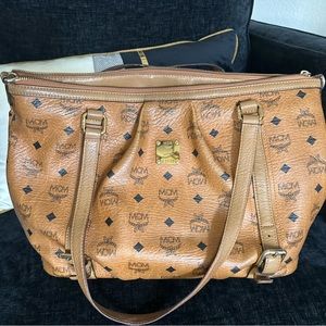 MCM Shoulder Bag in Visetos Canvas and Brown Leather
